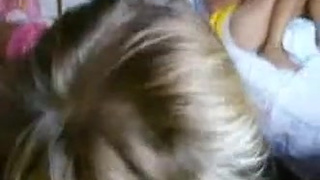 Русские студенты делают минетик и долбятся в общаге