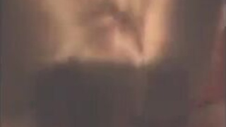 Любительское видео молодухи глубоко сосущей болт своему дружку