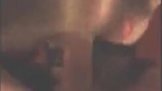 Любительское видео молодухи глубоко сосущей болт своему дружку